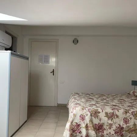 Degli Aranci Szálloda 3*