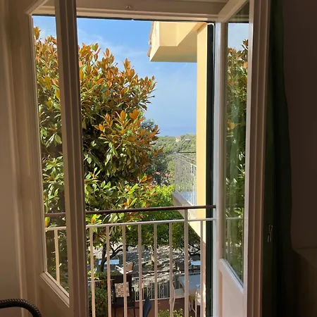 Ξενοδοχείο Degli Aranci 3*