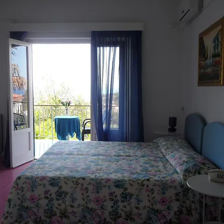 Szálloda Degli Aranci 3*