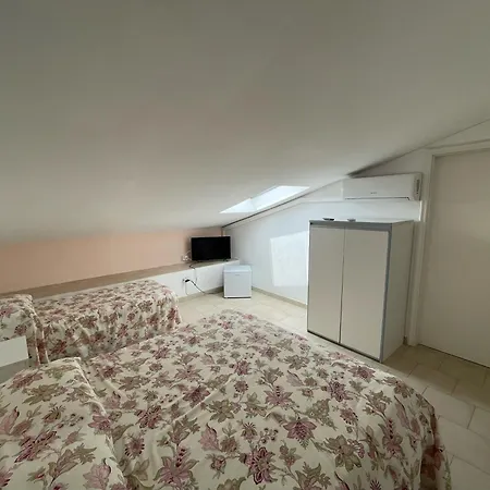 Degli Aranci Hotell 3*