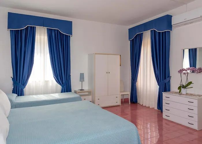 Hotel Degli Aranci 3*