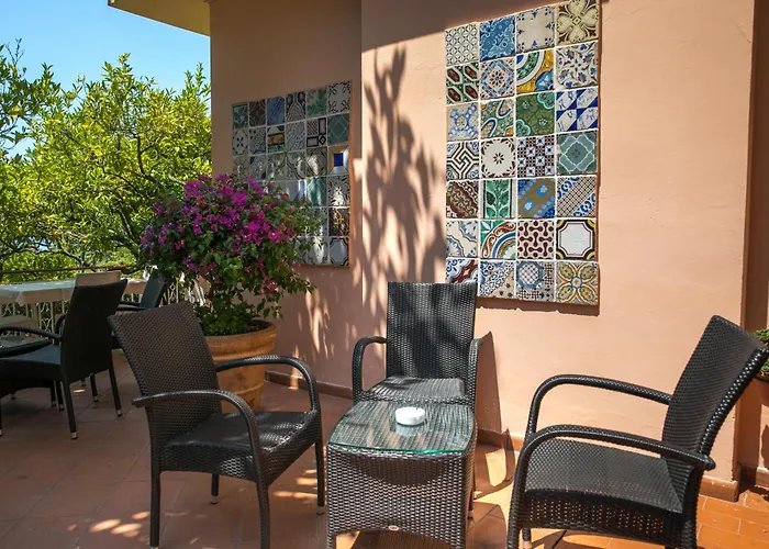 Hotel Degli Aranci 3*